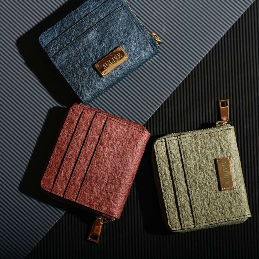 June Coco Minimal Wallet with Cork Lining - Seaweed Green